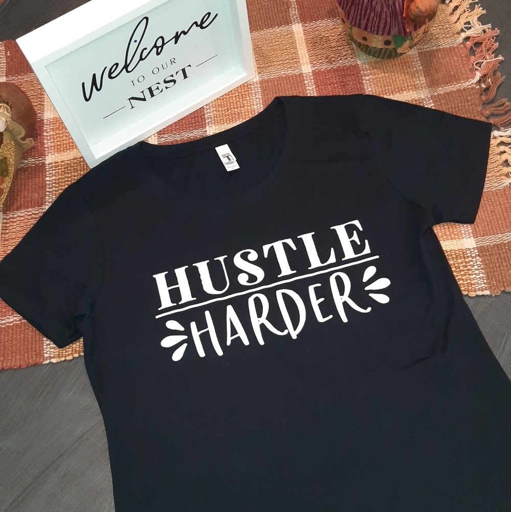 Hustle Harder ladies fitted t-shirt